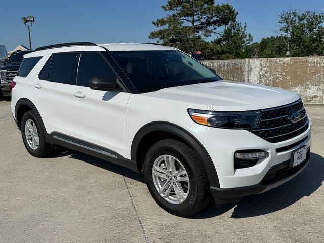 2023 Ford Explorer XLT | Remote Start | 4WD | Apple CarPlay