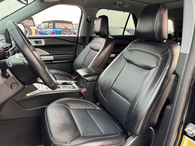 2023 Ford Explorer Limited | Panel Roof | Tech Pkg