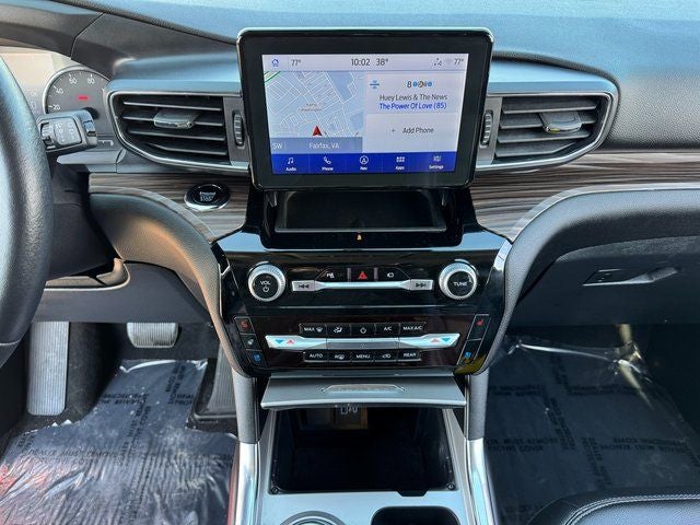 2023 Ford Explorer Limited | Pano Roof | Tow Pkg. | CarPlay | 4WD