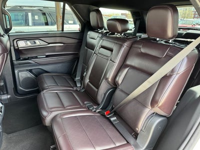 2025 Ford Explorer Platinum | Wireless CarPlay | Pano Roof | 4WD