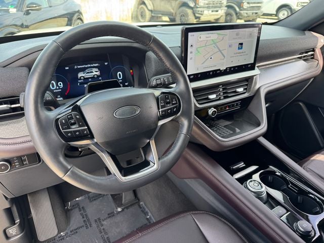 2025 Ford Explorer Platinum | Wireless CarPlay | Pano Roof | 4WD