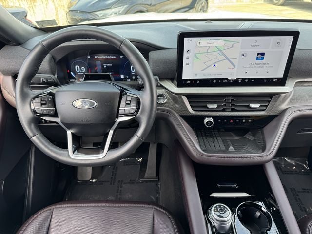 2025 Ford Explorer Platinum | Wireless CarPlay | Pano Roof | 4WD