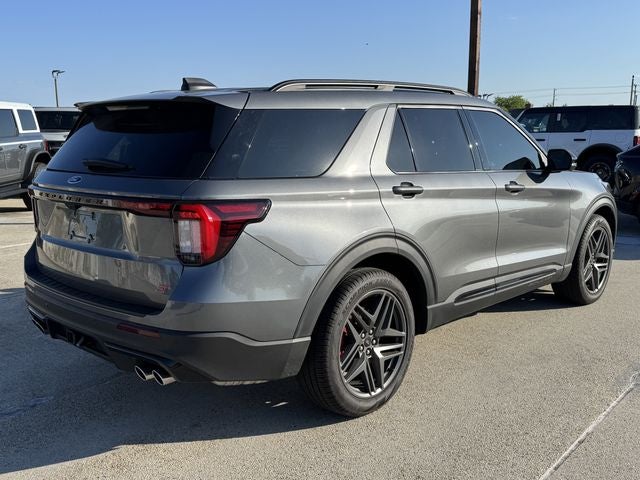 2025 Ford Explorer ST | Pano Sunroof | 4WD | Co-Pilot 360 |