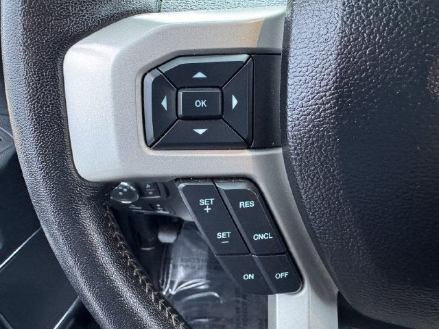 2021 Ford F-350SD Lariat | Moonroof | Ultimate Pkg | Black Pkg | FX4