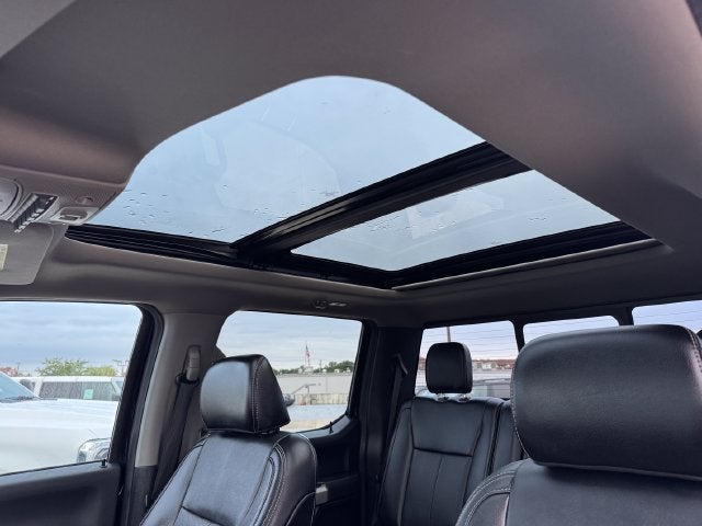 2021 Ford F-350SD Lariat | Moonroof | Ultimate Pkg | Black Pkg | FX4