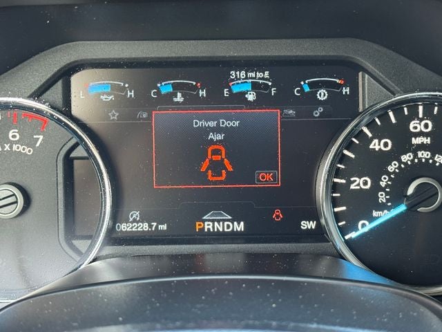 2020 Ford F-150 Lariat | Pano Sunroof | Tech Pkg | Tow Pkg
