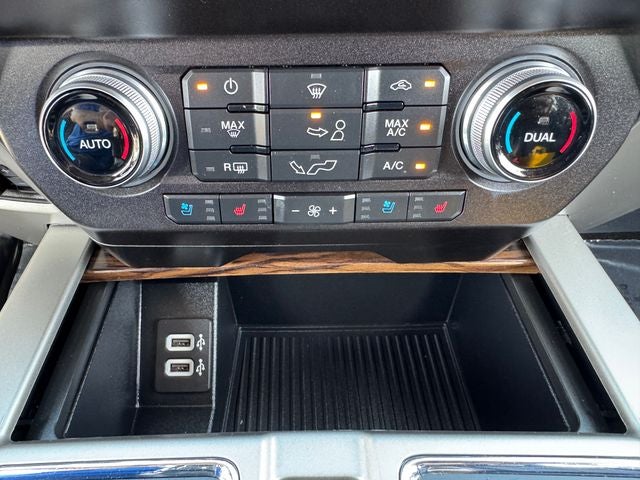 2020 Ford F-150 Lariat | Pano Sunroof | Tech Pkg | Tow Pkg