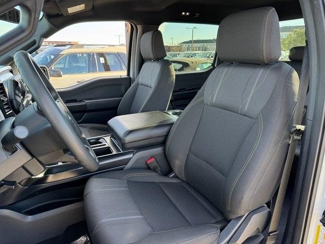 2025 Ford F-150 STX | Wireless CarPlay | Rear Camera | 4WD