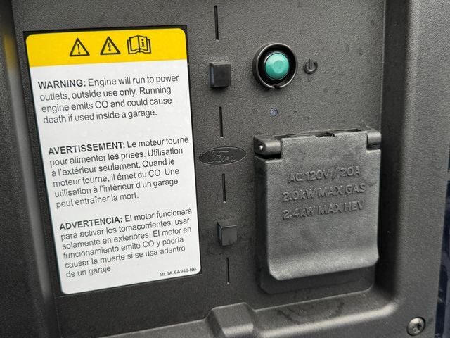 2023 Ford F-150 Platinum | Pano Roof | Max Tow Pkg. | FX4 Pkg.