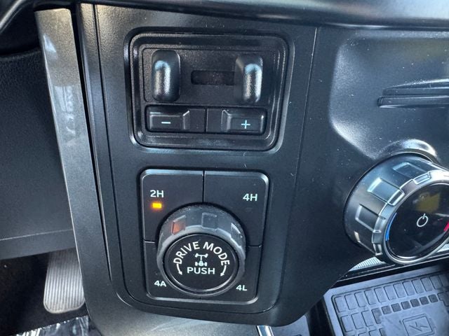2022 Ford F-150 Lariat | Pano Roof | Black Pkg | Sport Pkg | 360 Camera