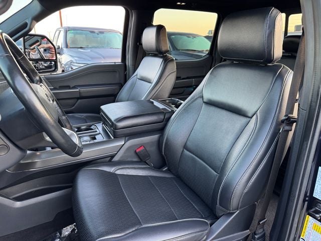 2024 Ford F-150 Lariat | Hybrid | Pano Roof | Black Pkg | 360 Camera