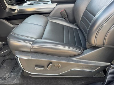 2025 Ford F-150 Platinum | Pano Roof | Wireless CarPlay | FX4 Pkg.