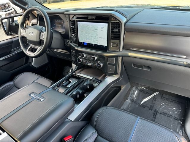 2025 Ford F-150 Platinum | Pano Roof | Wireless CarPlay | FX4 Pkg.