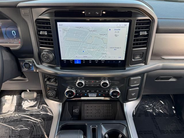 2025 Ford F-150 Platinum | Pano Roof | Wireless CarPlay | FX4 Pkg.