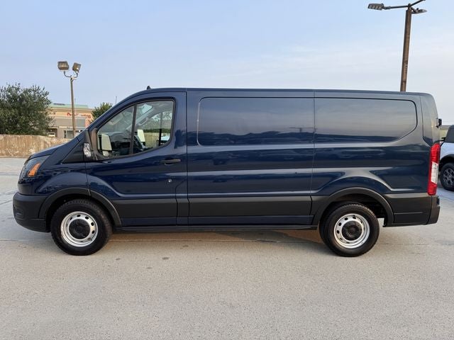 2022 Ford Transit-150 Base