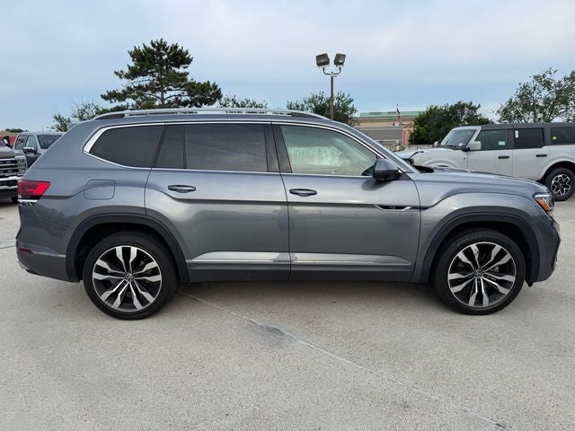 2022 Volkswagen Atlas 3.6L V6 SEL Premium R-Line