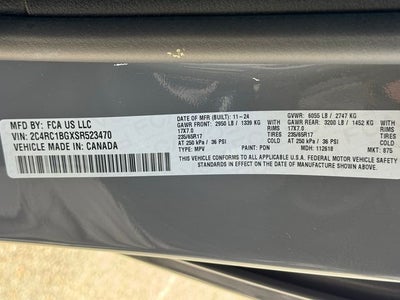 2025 Chrysler Pacifica Select