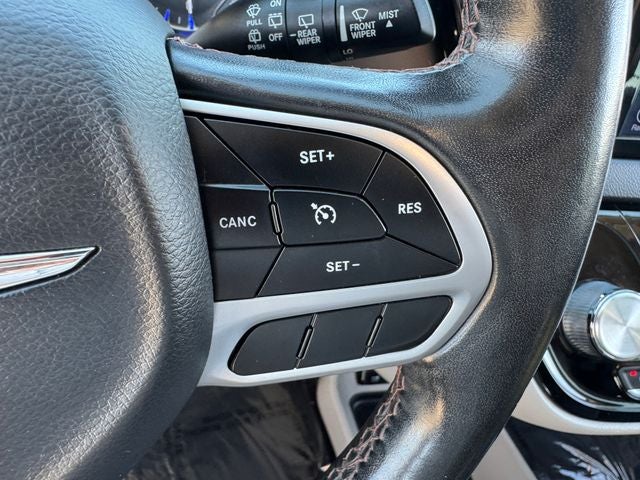 2017 Chrysler Pacifica Touring L Plus