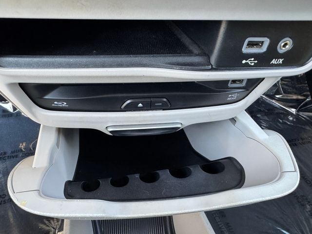 2017 Chrysler Pacifica Touring L Plus