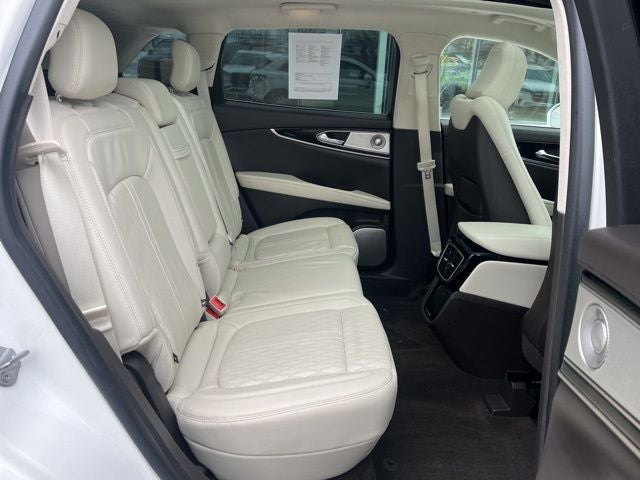 2022 Lincoln Nautilus Black Label