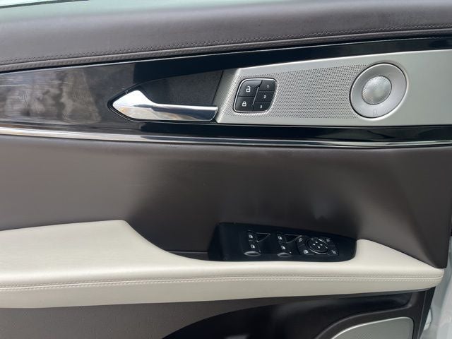 2022 Lincoln Nautilus Black Label