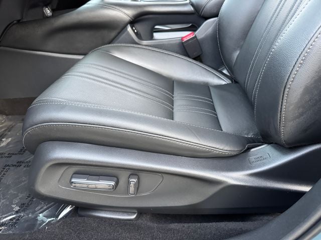 2025 Honda HR-V EX-L | One Owner | AWD