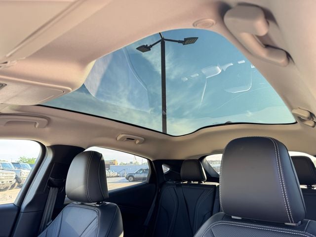 2024 Ford Mustang Mach-E Premium | Extended Battery | AWD | Pano Sunroof