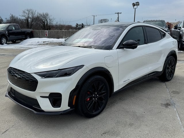 2025 Ford Mustang Mach-E Premium | Pano Roof | 88kWh EXT NCM Battery | AWD