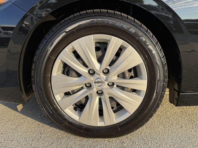 2023 Nissan Sentra S | One Owner | Clean Carfax