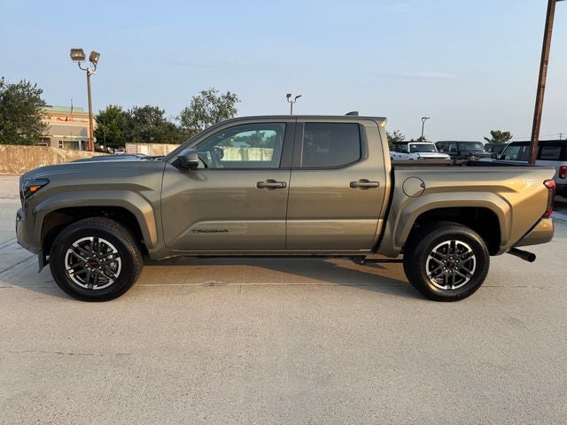 2025 Toyota Tacoma TRD Sport | Premium Pkg | Moonroof | Clean One Owner Carfax