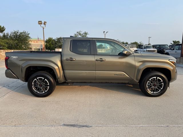 2025 Toyota Tacoma TRD Sport | Premium Pkg | Moonroof | Clean One Owner Carfax