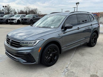 2023 Volkswagen Tiguan 2.0T SE R-Line Black
