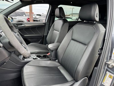 2023 Volkswagen Tiguan 2.0T SE R-Line Black