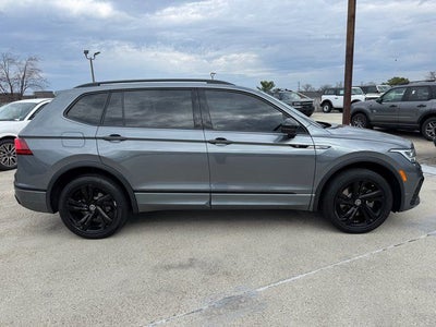 2023 Volkswagen Tiguan 2.0T SE R-Line Black