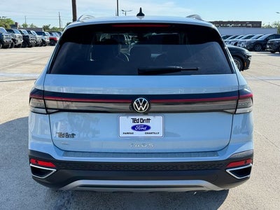 2025 Volkswagen Taos 1.5T SE | Pano Sunroof | Wireless CarPlay
