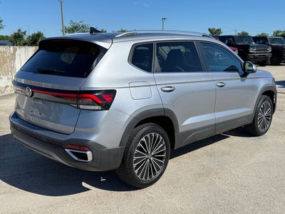 2025 Volkswagen Taos 1.5T SE