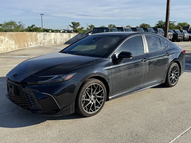 2025 Toyota Camry XSE | Pano Sunroof | Hybrid