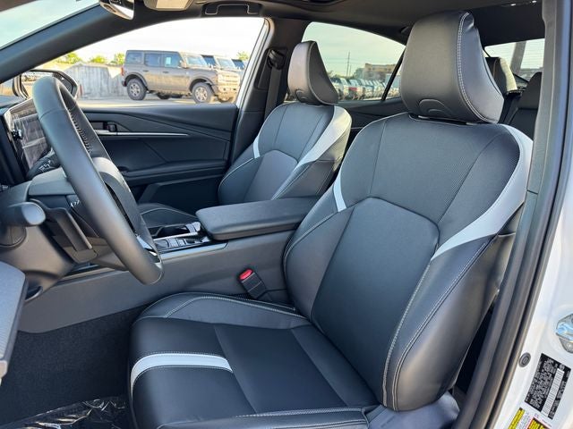 2026 Toyota Camry SE Nightshade | Multimedia Upgrade Pkg. | AWD