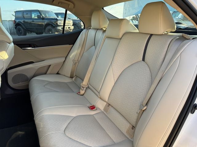 2023 Toyota Camry Hybrid XLE