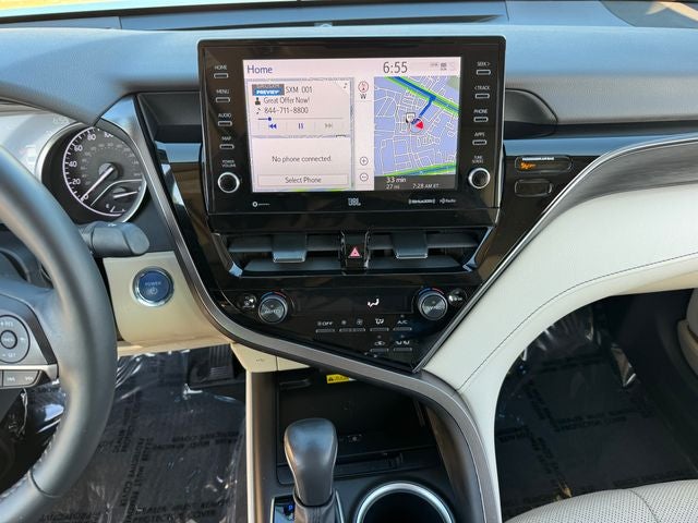 2023 Toyota Camry Hybrid XLE