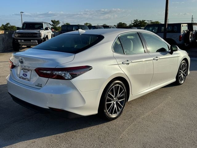 2023 Toyota Camry Hybrid XLE