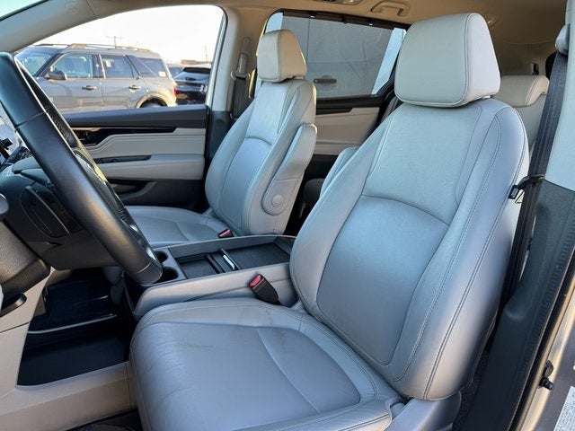 2022 Honda Odyssey Touring | Moonroof | Blu-Ray Player