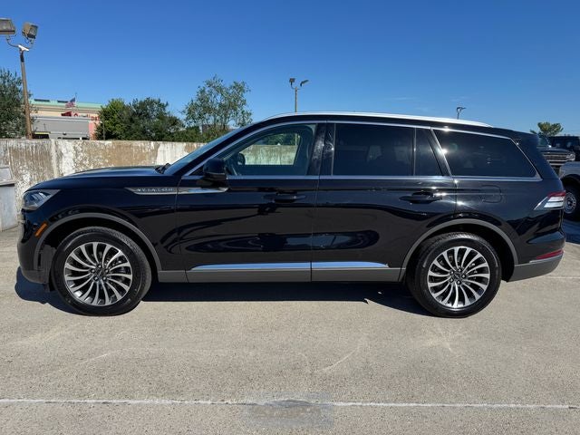 2023 Lincoln Aviator Standard | Premium Pkg. | Navigation | AWD