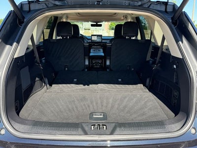2023 Lincoln Aviator Standard | Premium Pkg. | Navigation | AWD