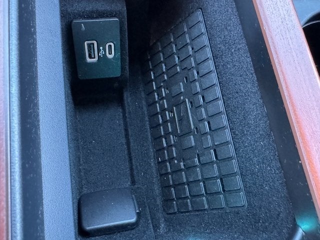 2022 Lincoln Navigator Reserve | Wireless Apple CarPlay | HUD | Pano Roof | 4WD