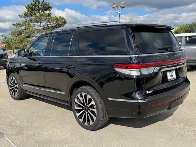 2022 Lincoln Navigator Reserve | Lux Pkg | Pano Sunroof | Revel 28 Speaker