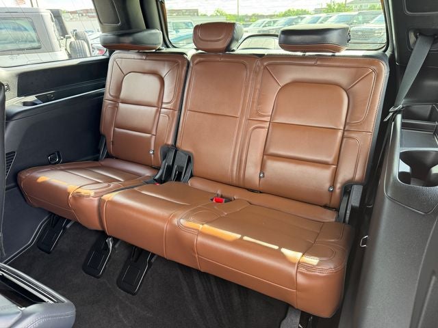 2022 Lincoln Navigator Reserve | Lux Pkg | Pano Sunroof | Revel 28 Speaker