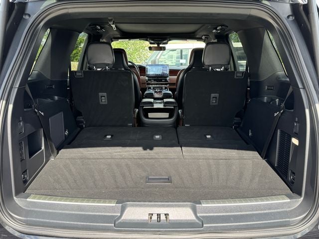 2022 Lincoln Navigator Reserve | Lux Pkg | Pano Sunroof | Revel 28 Speaker