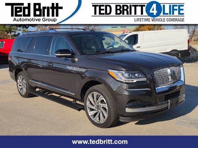 2023 Lincoln Navigator L Reserve | 2nd Row Captains | Luxury Pkg