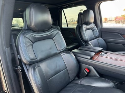 2022 Lincoln Navigator L Reserve